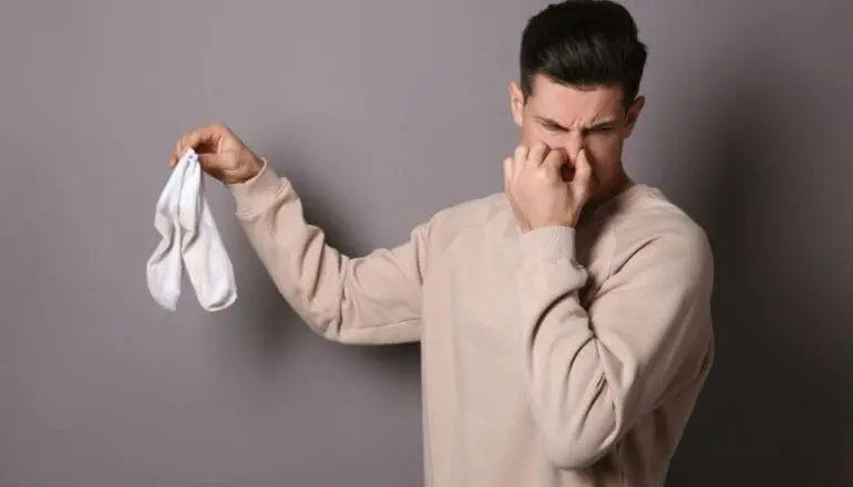 Feet Like Odour From Car